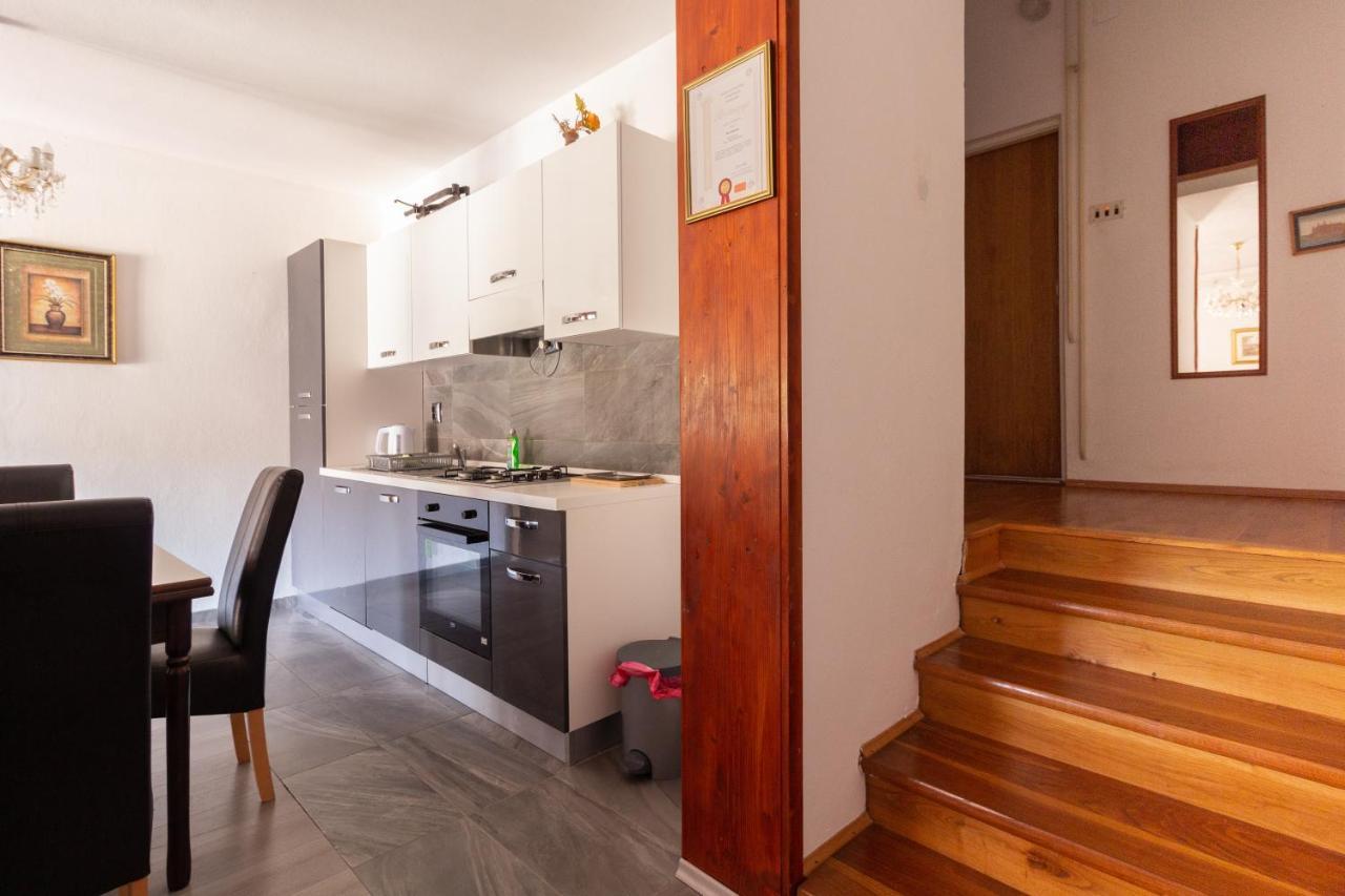 Apartments Ruza Dragove Dugi Otok Exterior foto